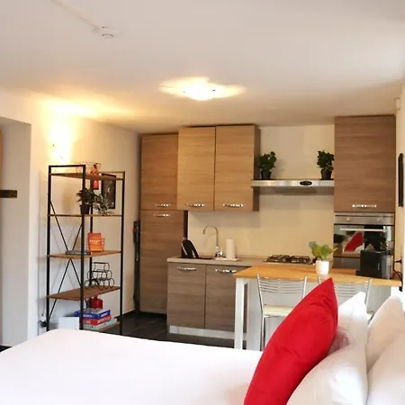 Red - By Myhomeincomo * ארגגנו